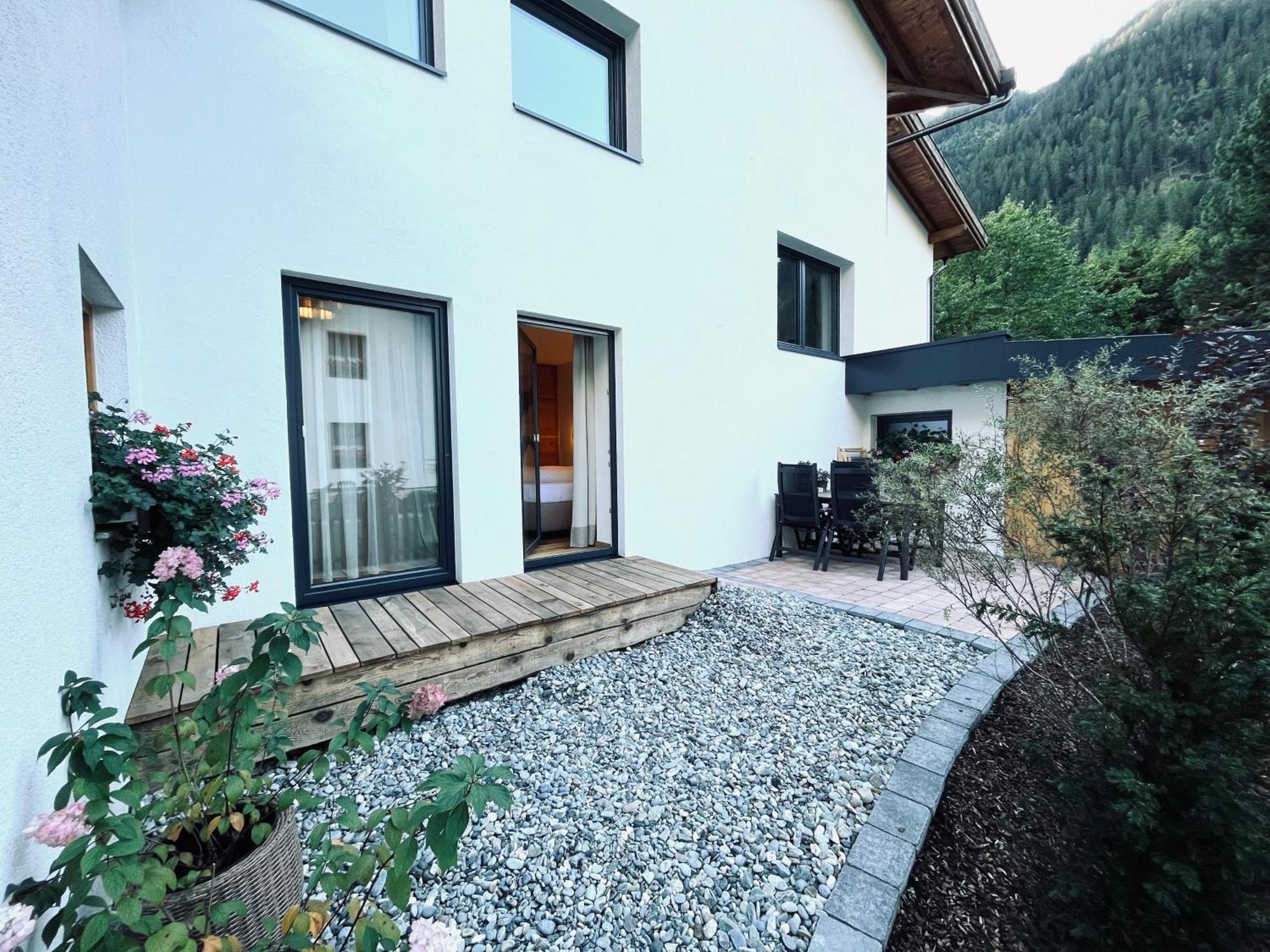 Ferienhaus Ragg Kaunertal Exterior foto